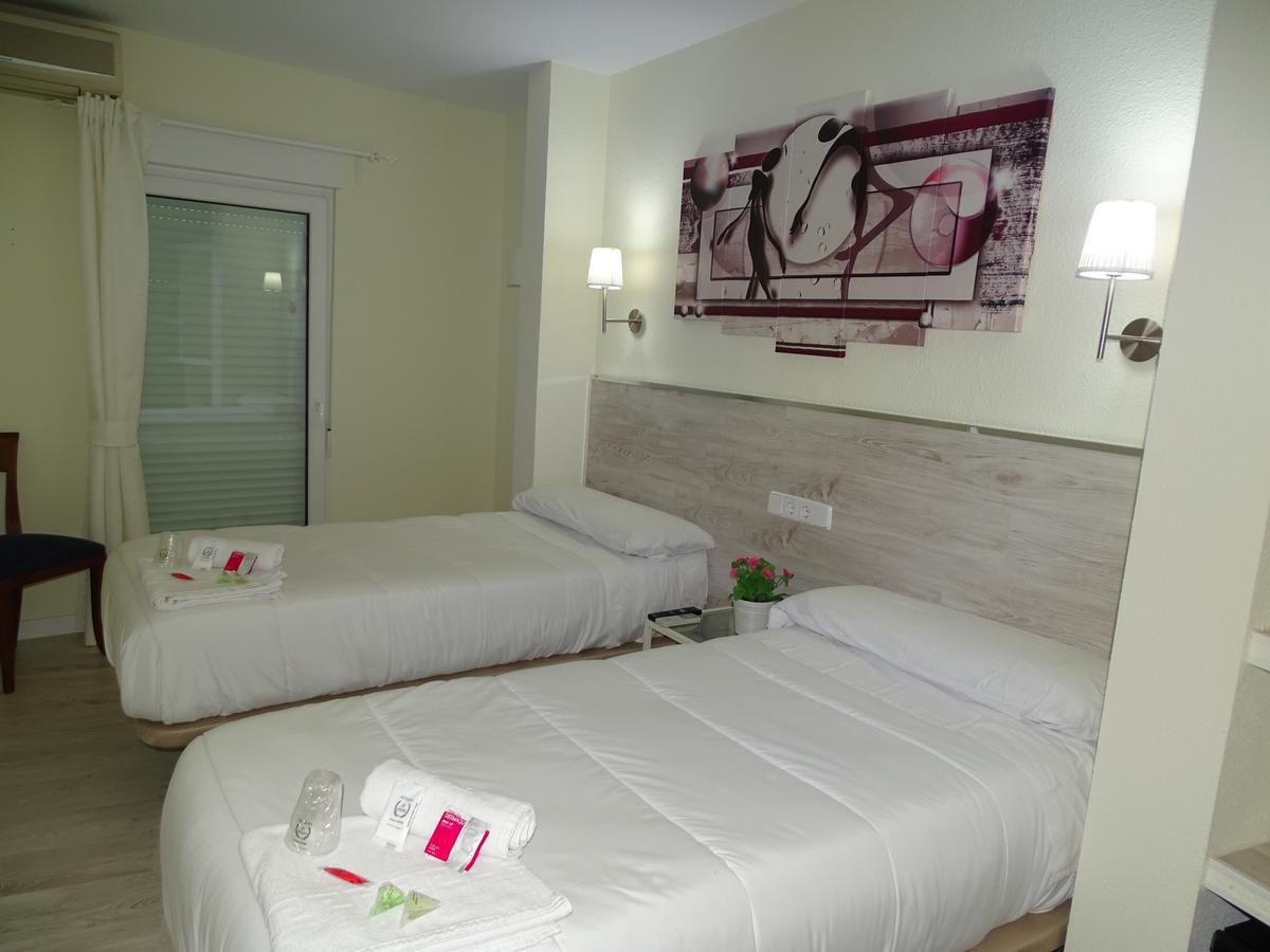 Pension El Otero 2 Guadalajara Exteriör bild